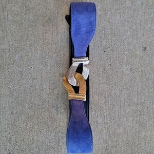 Vintage 1980's Women's Leather Suede Blue Belt With Metal Buckle Adjustable 33"